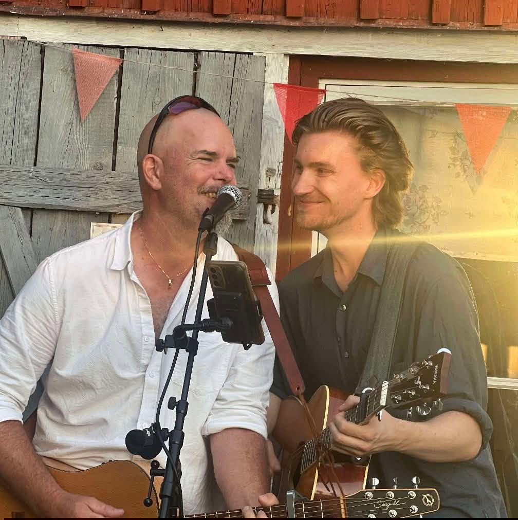 Robban & Theo inviger sommaren